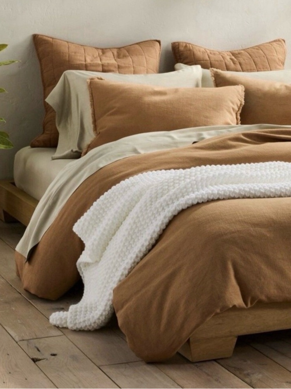 Casaluna Full/Queen Linen Blend Duvet Cover & Shams in Warm Brown